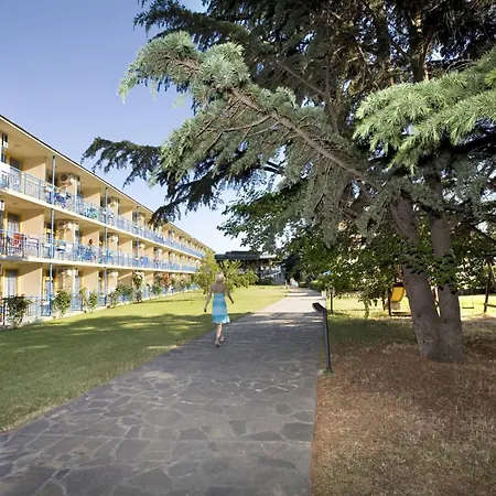 Continental Park Hotel 3*