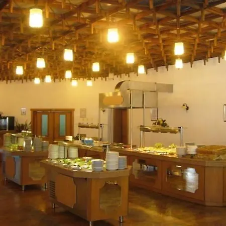 大陆公园酒店 3* 阳光海滩