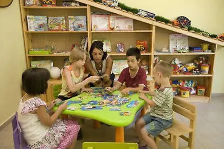 Continental Park 3* サニービーチ