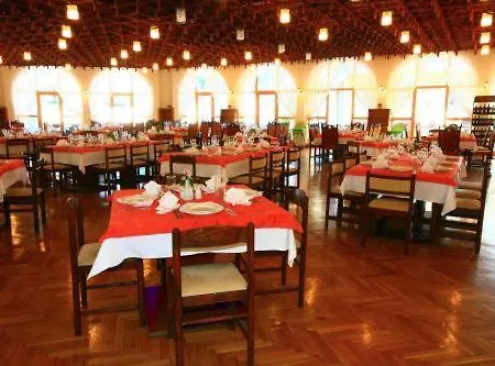 大陆公园酒店 3* 阳光海滩