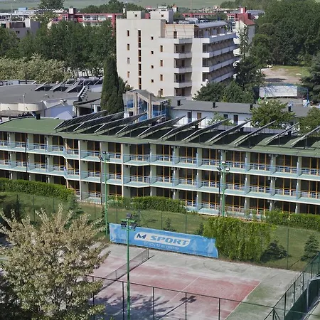 大陆公园酒店 酒店