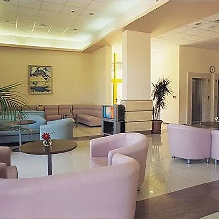 فندق Continental Park 3*