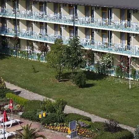 Continental Park فندق 3*